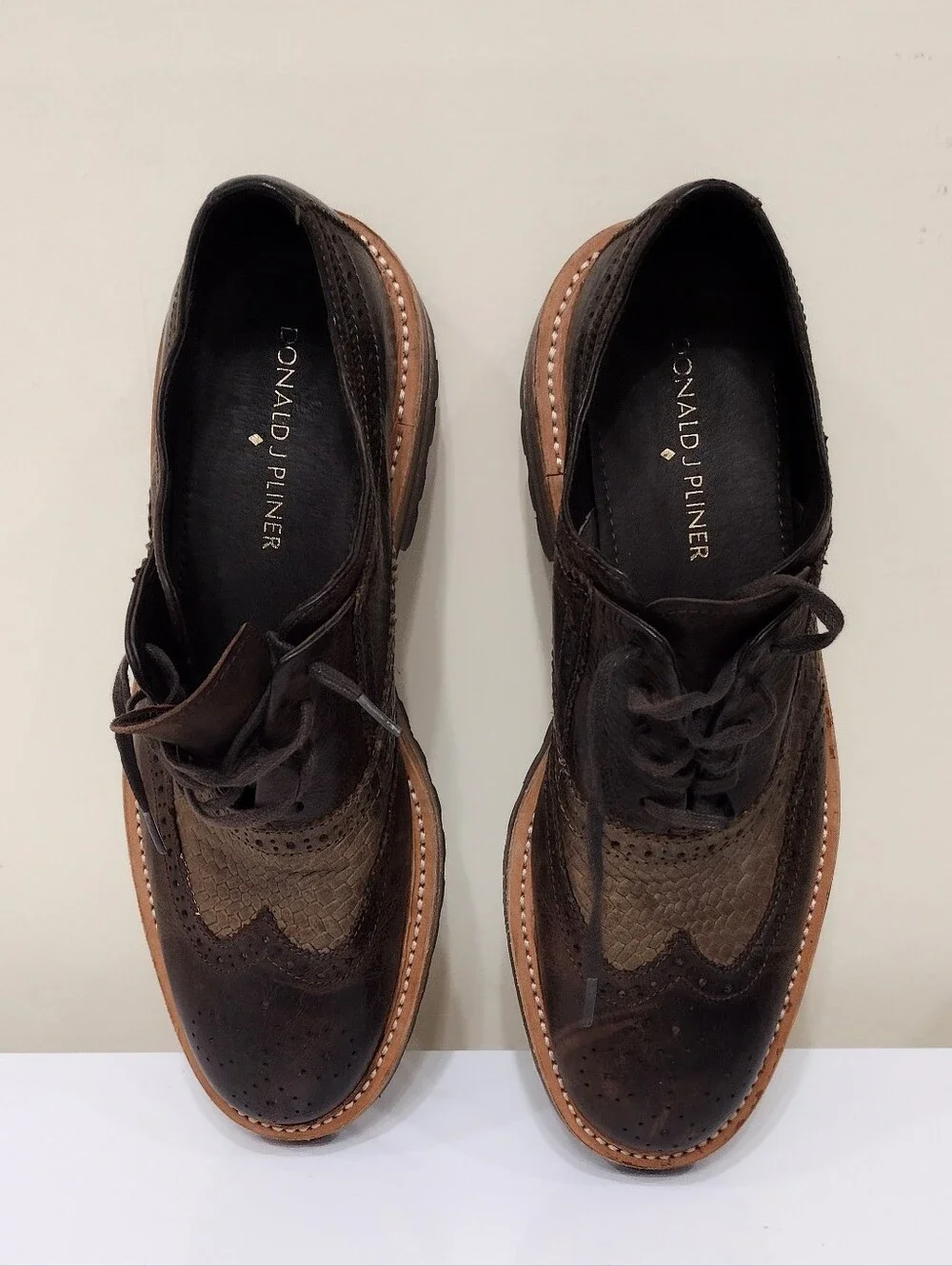 Donald J. Pliner Men’s Dark Brown Wingtip Brogue Oxfords